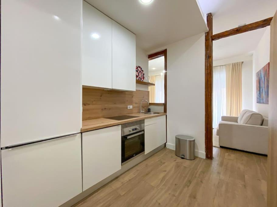 New Lavapies Spacious Flat, 2 Bedrooms And 2 Balconies Μαδρίτη Εξωτερικό φωτογραφία